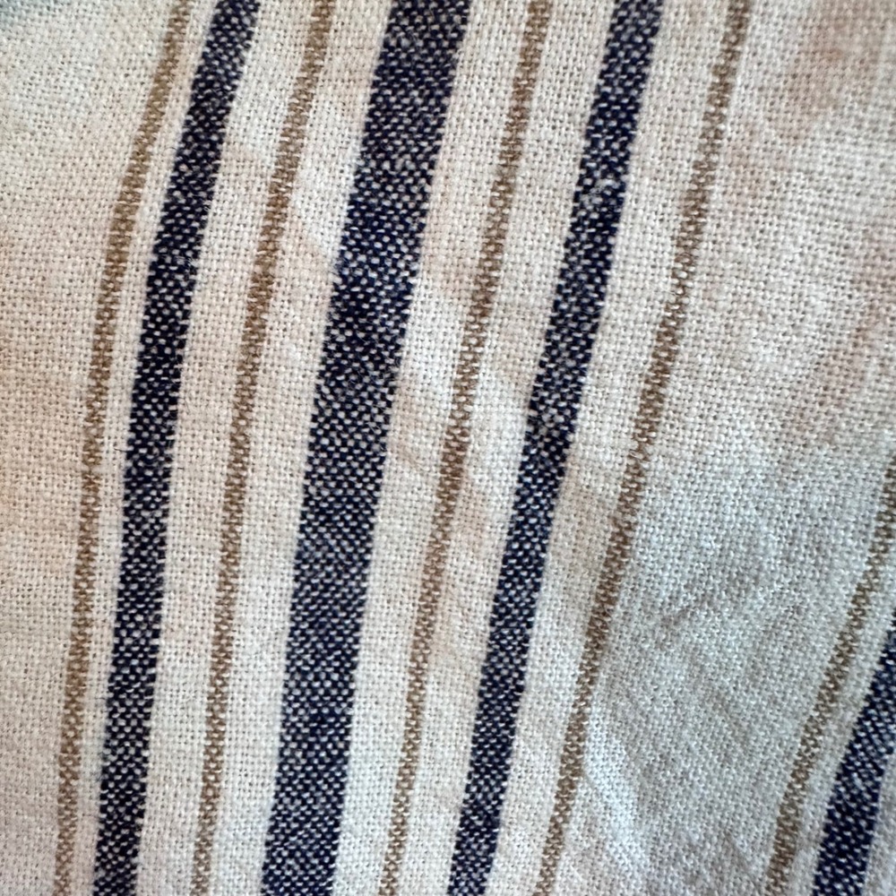 a.n.a Shorts Women Medium Navy White Striped Linen Cotton Paperbag Waist Casual - Picture 5 of 7